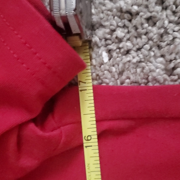 Crop Top - Picture 3 of 5